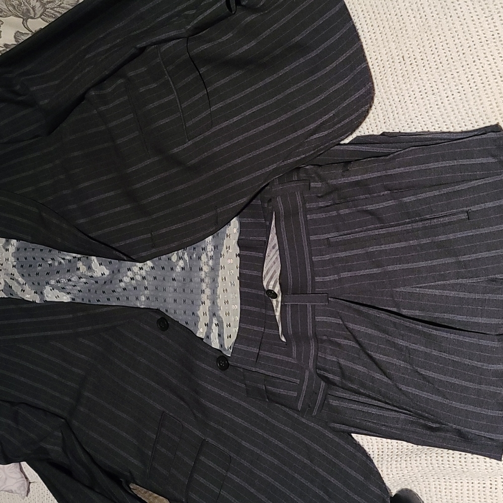 Mecca suit 44L 38W Black light blue thin pin stripe very nice Italian suit.